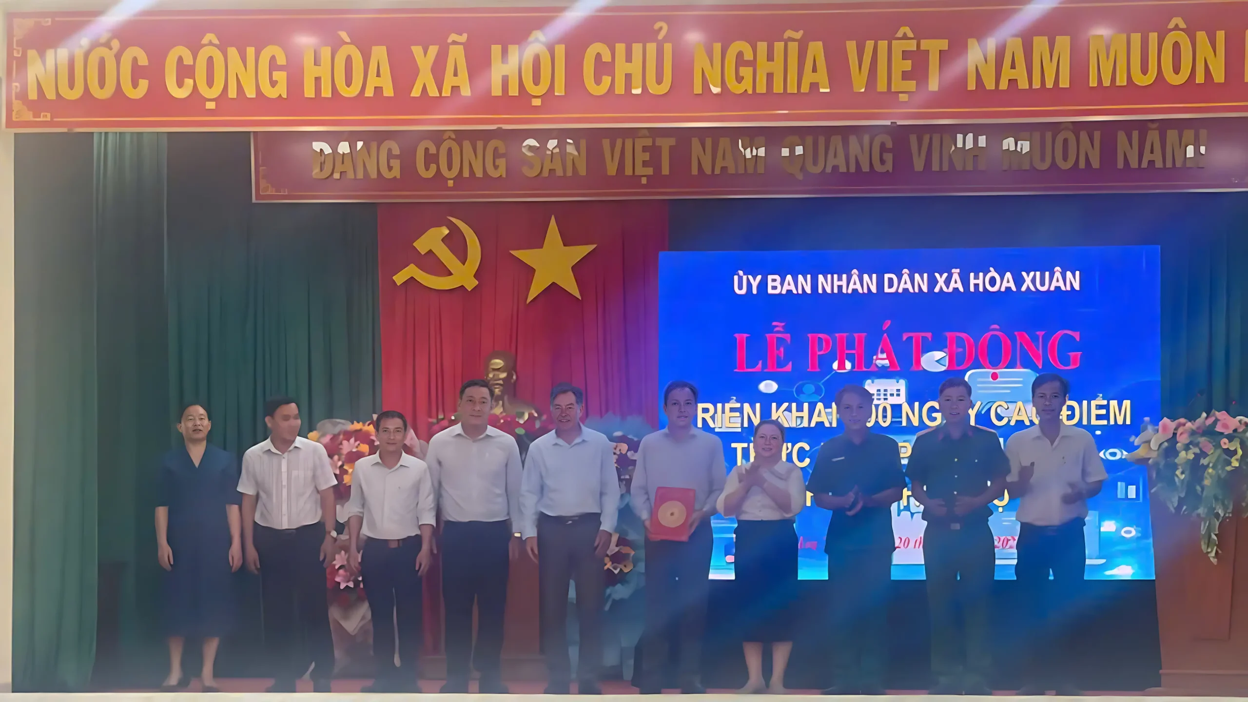 Xã Hòa Xuân hưởng ứng phong trào “Bình dân học vụ số” quyết tâm hoàn thành mục tiêu chuyển đổi số toàn diện 2