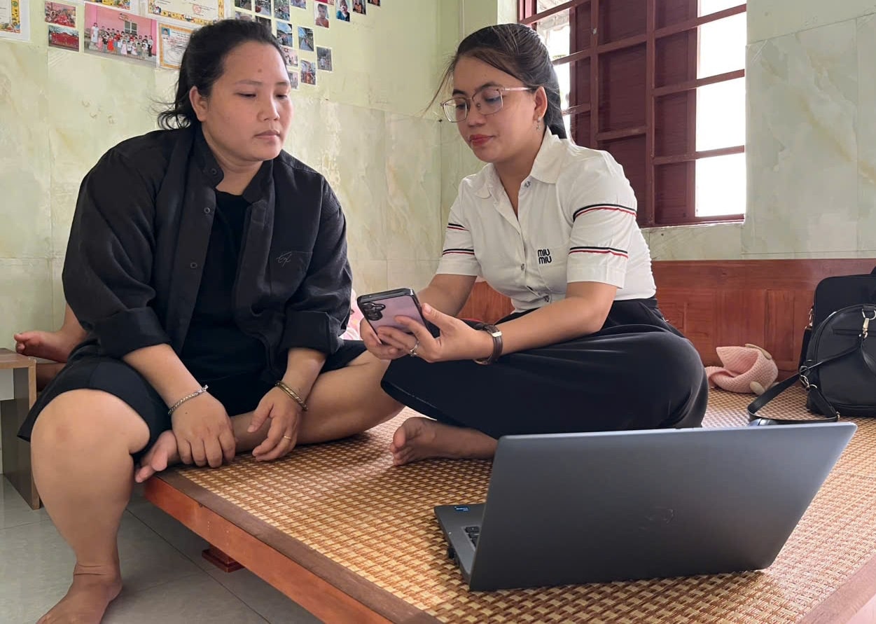 Đẩy mạnh chuyển đổi số tận nơi đi từng ngõ, gõ từng nhà tại xã Hòa Xuân 3