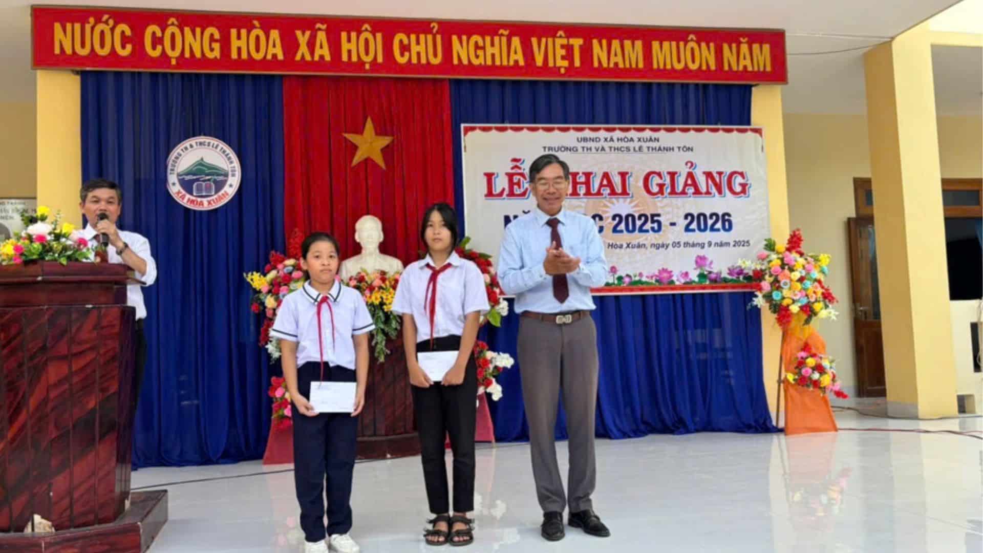 Lễ khai giảng năm học 2025-2026 trên địa bàn xã Hoà Xuân 2